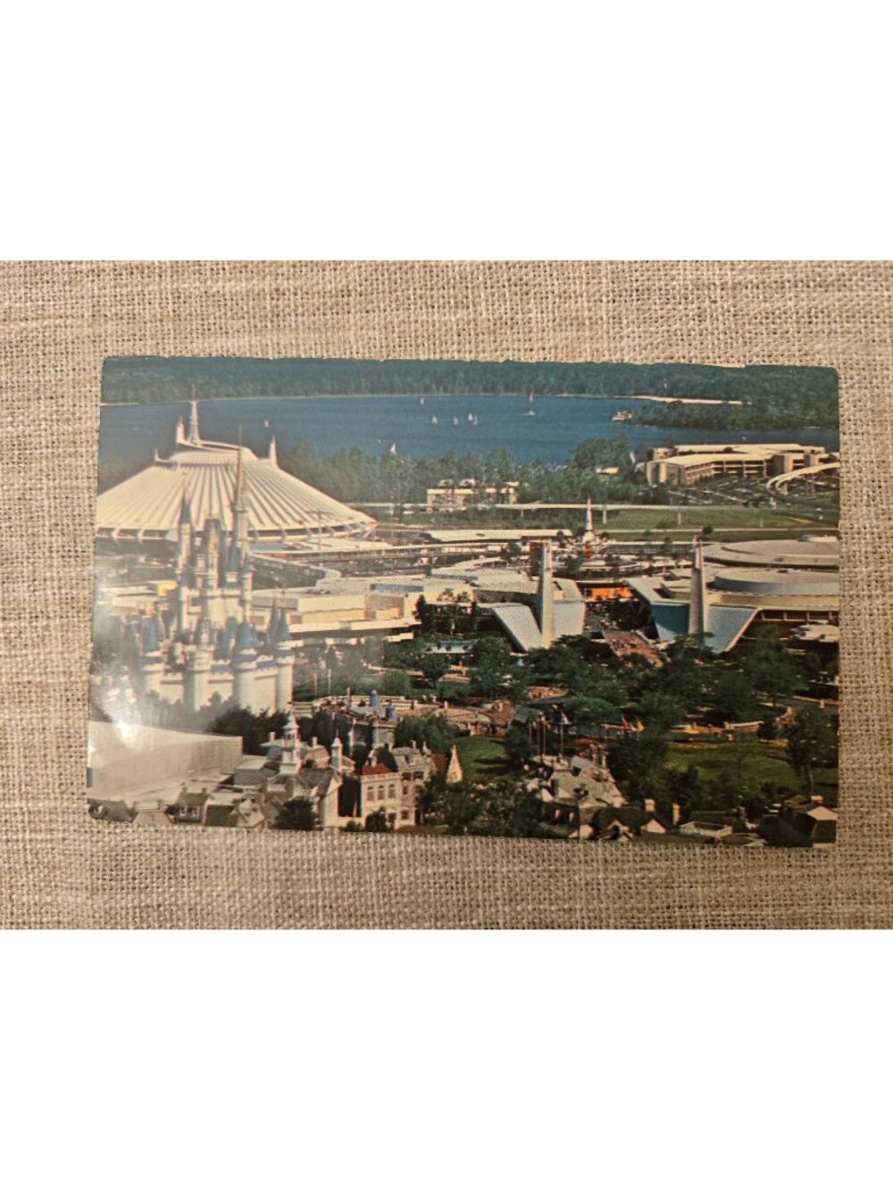 Walt Disney World‎ Magic Kingdom Vintage Postcard Featuring Cinderella Castle